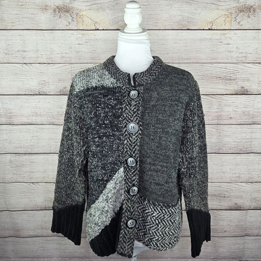 Orvis Gray Black Knit Abstract Patchwork Button U… - image 7